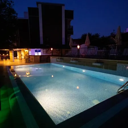 Turunç Dream Otel *